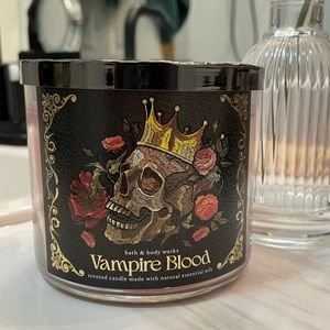 Vampire Blood Bath & Body Works candle☠️
